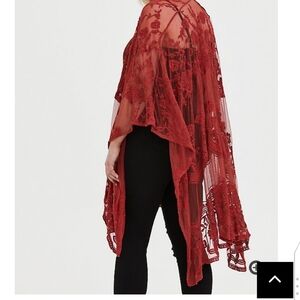 🆕RED TERRACOTTA MESH EMBROIDERED RUANA